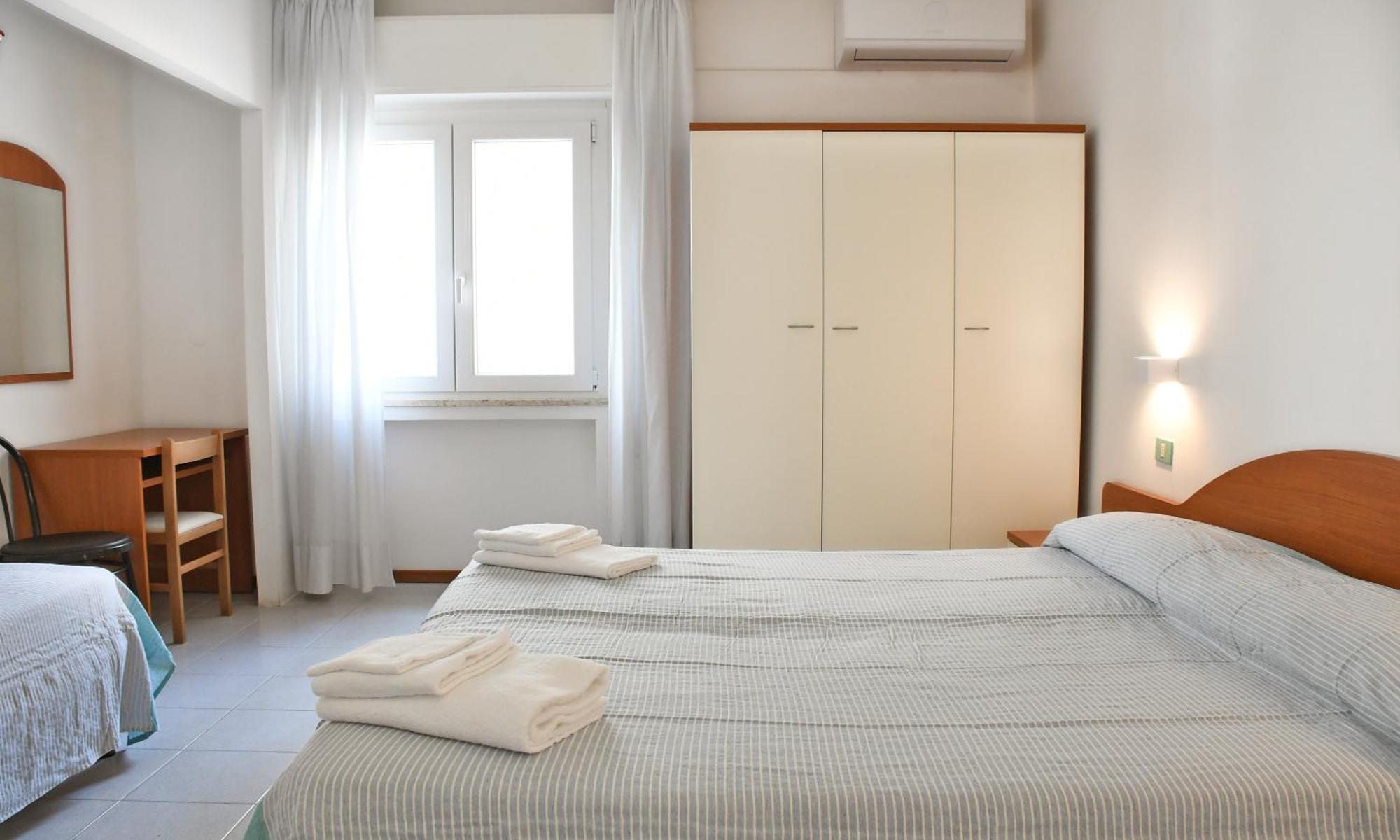 Hotel Exclusive In Pieno Centro - Nuova Gestione 2025 Riccione Exteriör bild