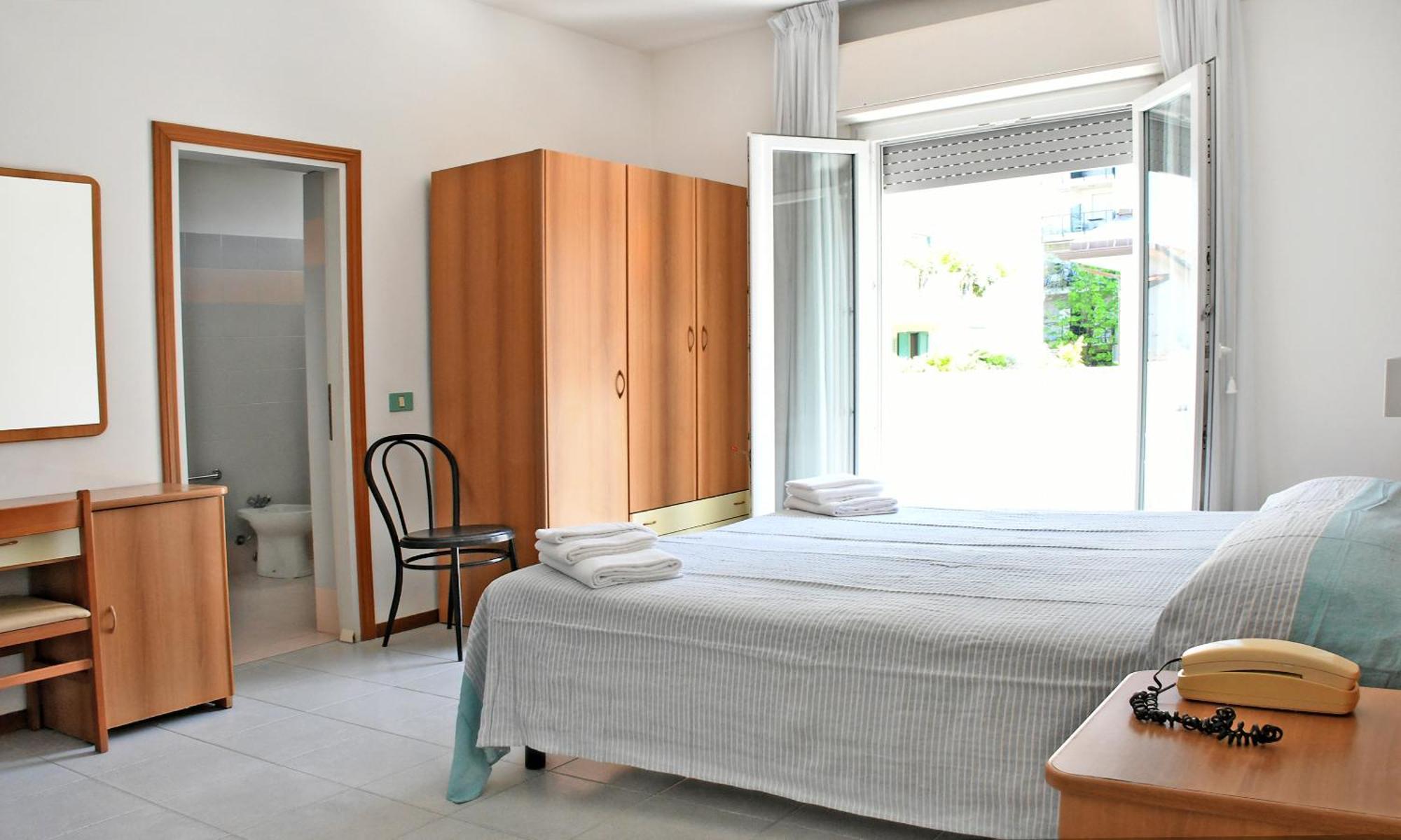 Hotel Exclusive In Pieno Centro - Nuova Gestione 2025 Riccione Exteriör bild