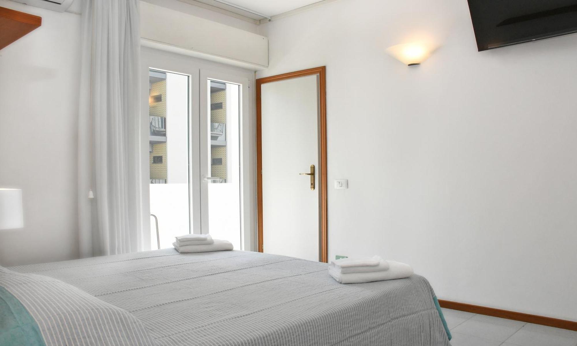 Hotel Exclusive In Pieno Centro - Nuova Gestione 2025 Riccione Exteriör bild